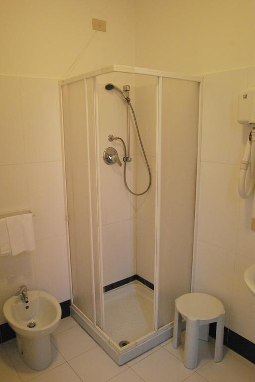 Triple Room,112240275:JPEG