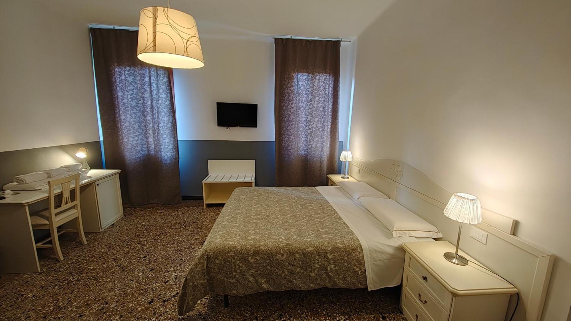 Chambre Double avec Salle de Bains Privative