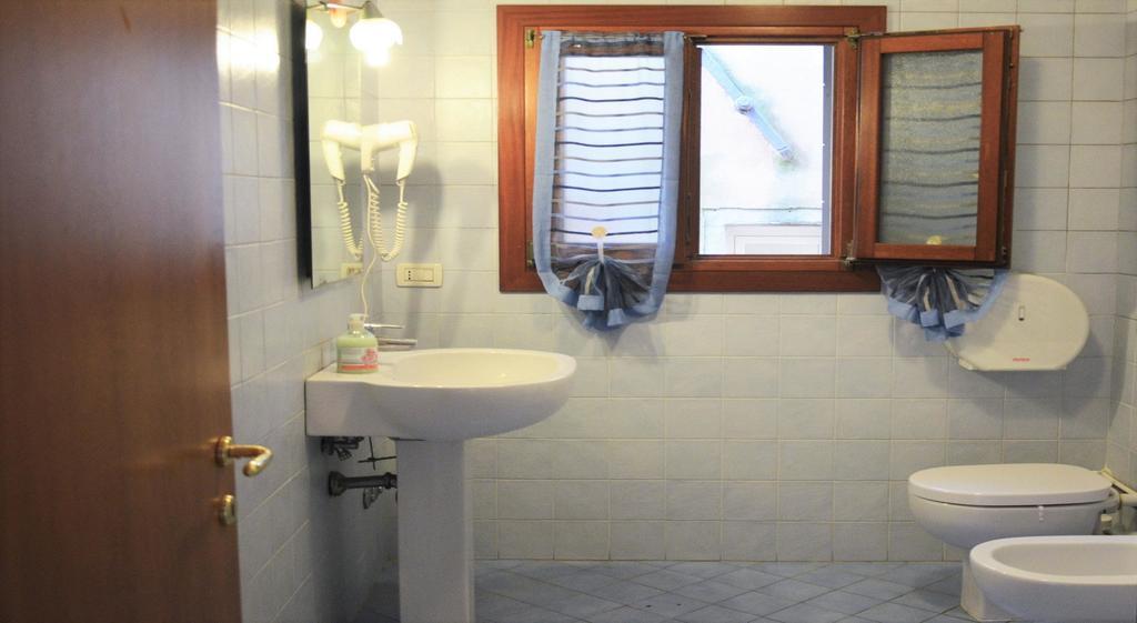 Triple Room,258050053:JPEG