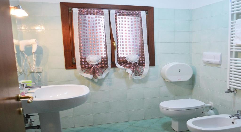 Double Room,258050109:JPEG
