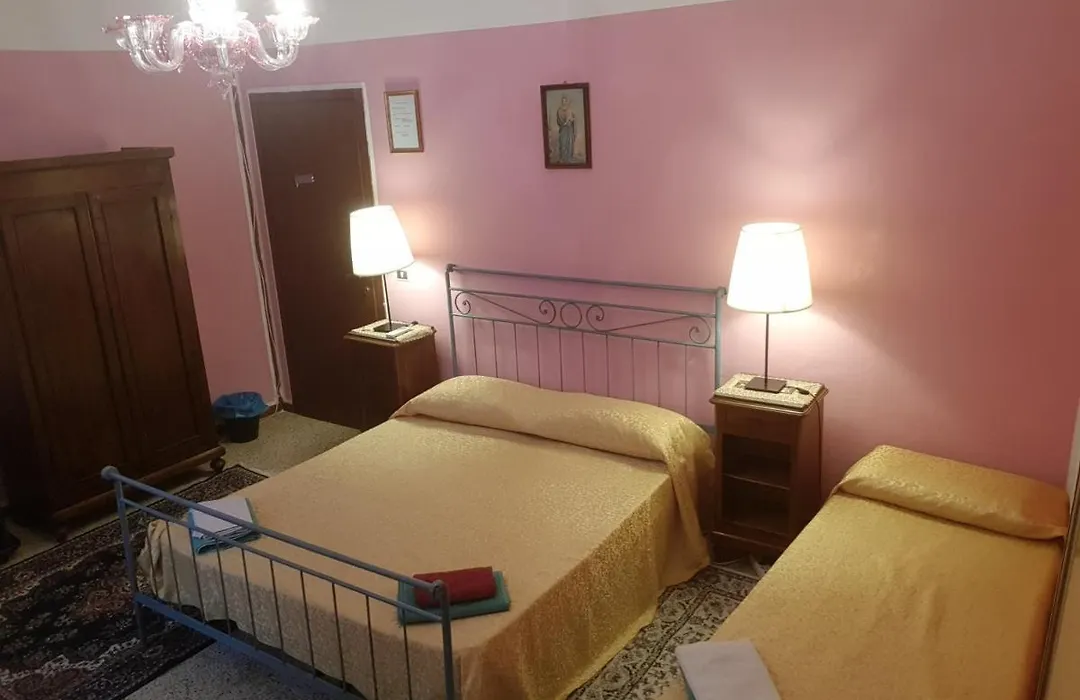 Fiabe Venice Rooms-1