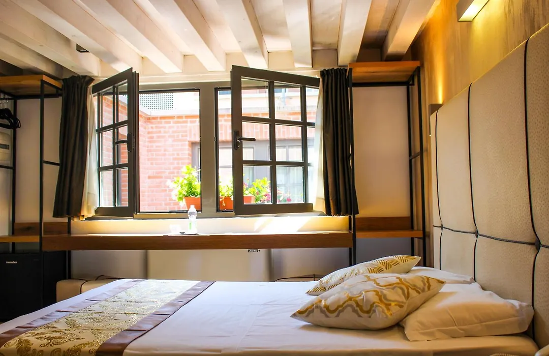 Al Canal Regio - Guest House-1