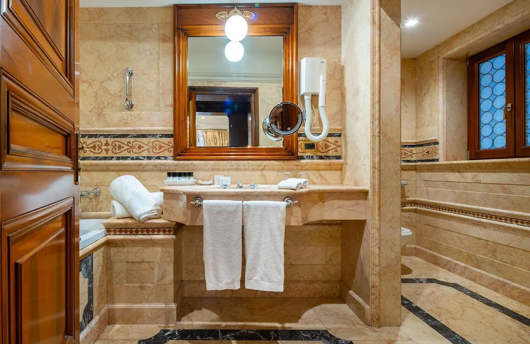 Bellevue Luxury Rooms - San Marco Luxury-1