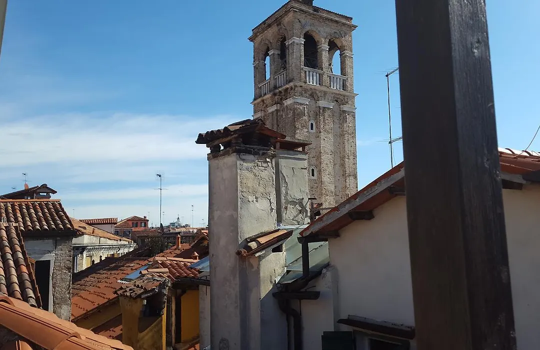 Rialto1082-1